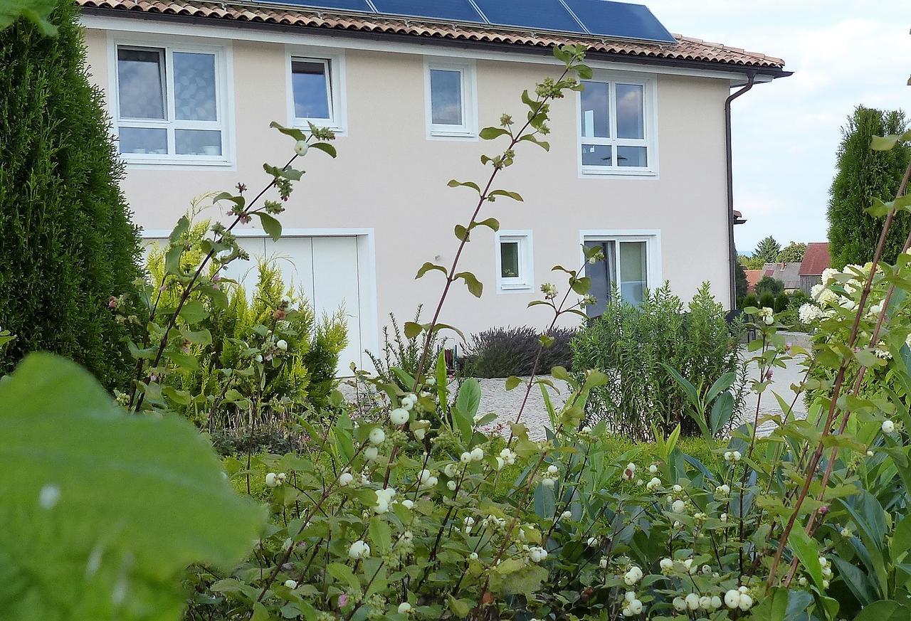 Sana E Salva Apartment Eckersdorf Exterior photo